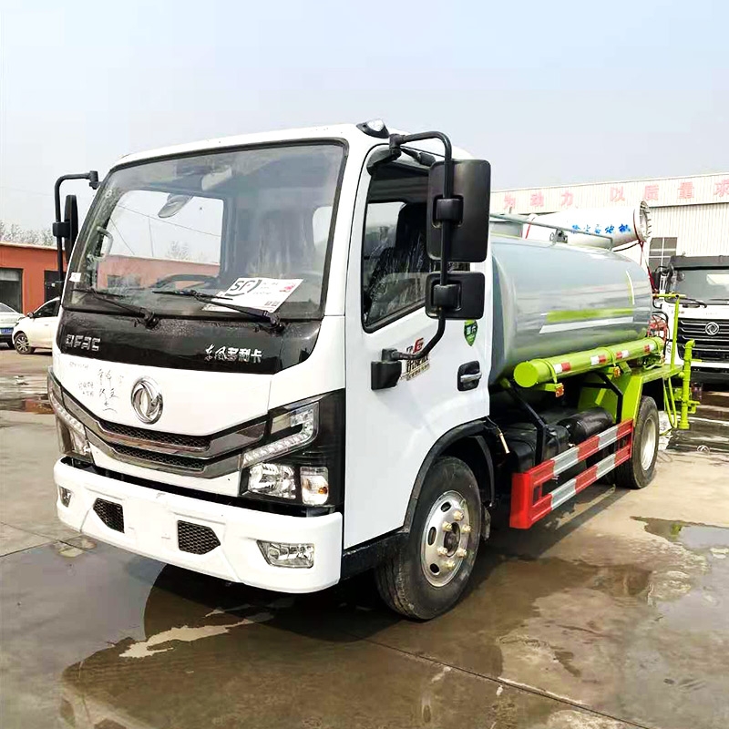 5方灑水車(chē)
